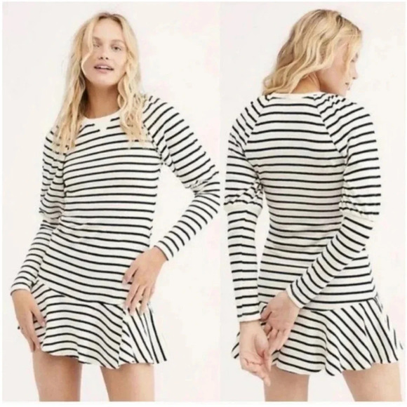 FREE PEOPLE SAYLOR Lili Mini Striped Drop Waist Sweater Dress Long Sleeve XS. - Picture 1 of 12